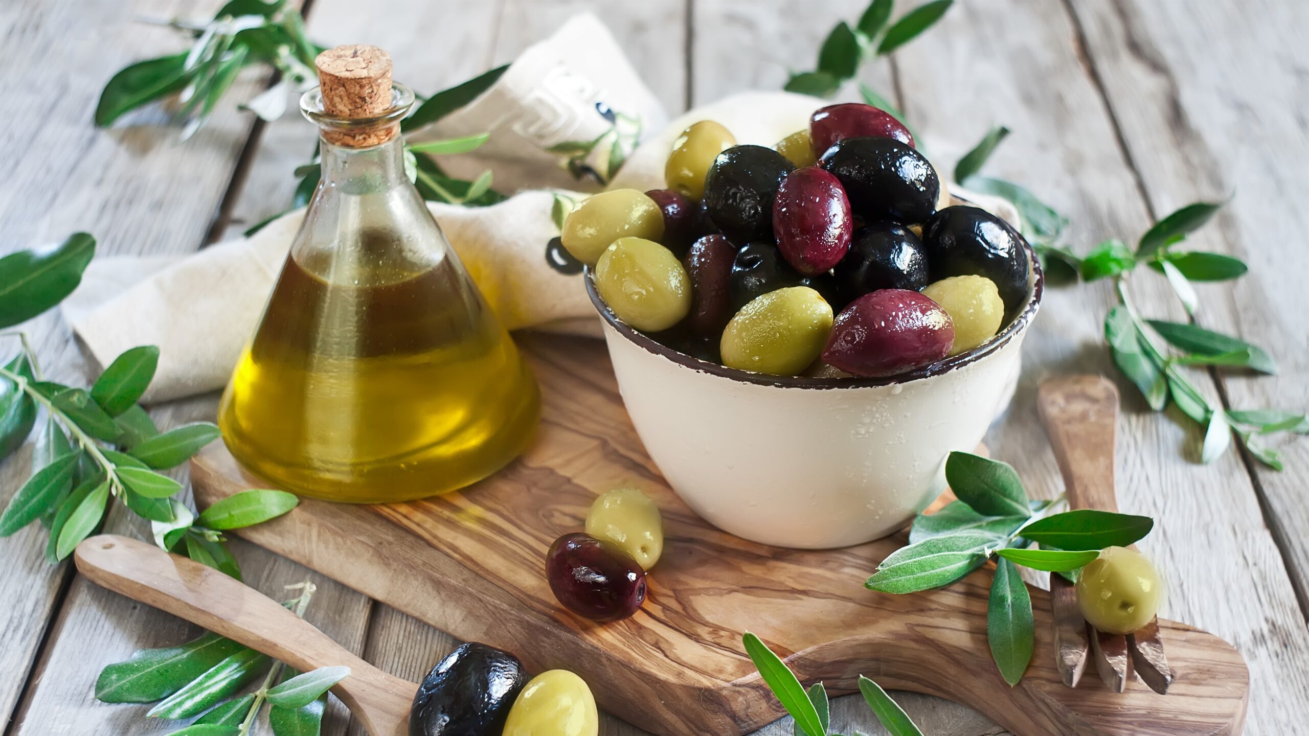 Kalamata Olives Nutrition Facts and Benefits